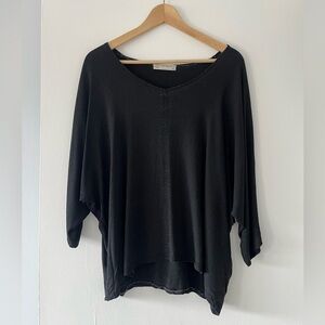 Hackwith Design House Black 3/4-Length Top